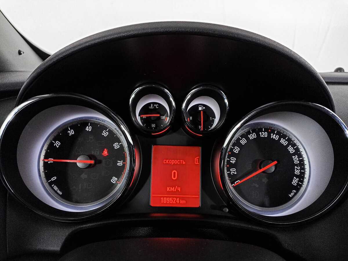 Опель Астра б/у, 2014, Механическая. Фото: #12