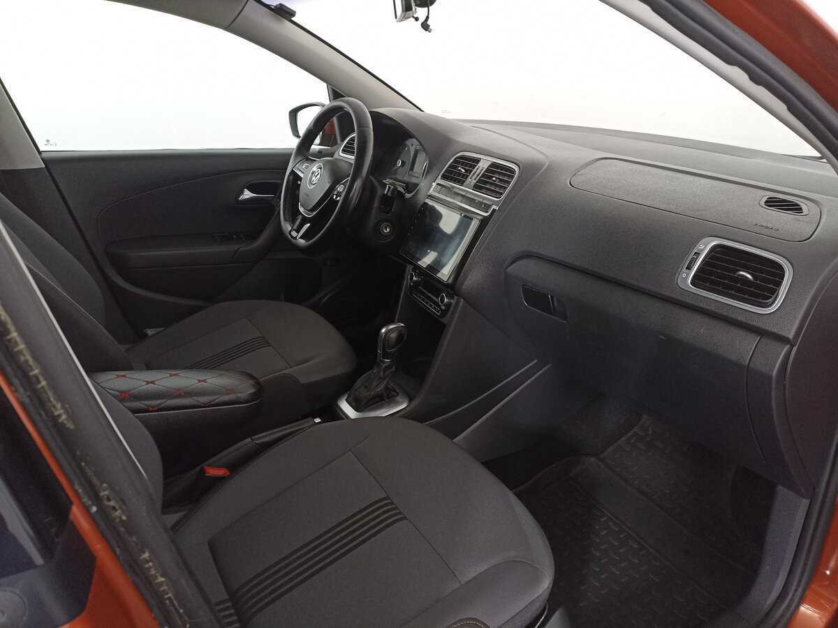 Фольксваген Поло б/у, 2017, Автоматическая. Фото: #9