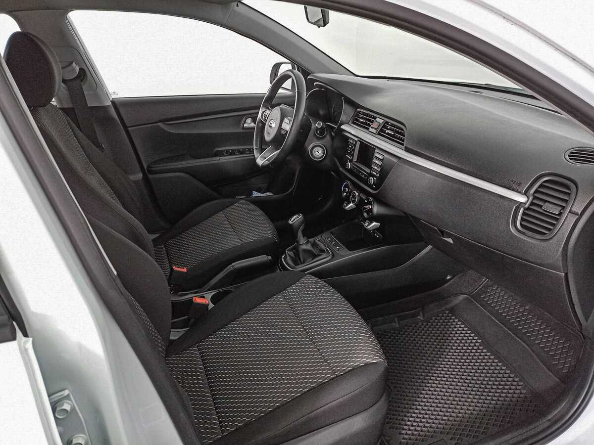 Киа Рио б/у, 2018, Механическая. Фото: #8