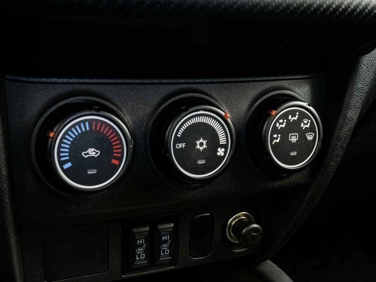 Митсубиши АС-Икс б/у, 2017, Механическая. Фото: #10