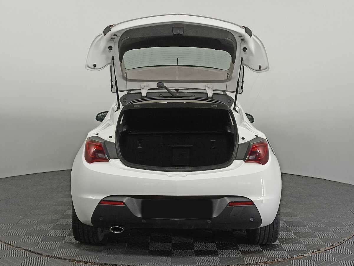 Опель Астра б/у, 2013, Автоматическая. Фото: #8