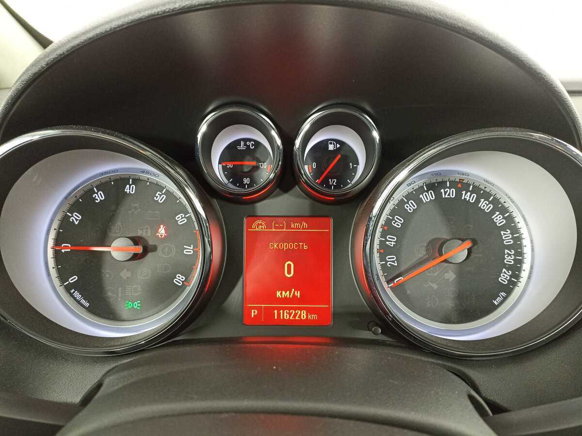 Опель Астра б/у, 2013, Автоматическая. Фото: #11