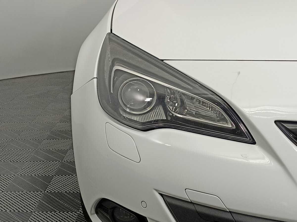 Опель Астра б/у, 2013, Автоматическая. Фото: #15