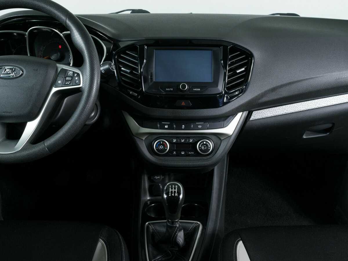 Лада (ВАЗ) Веста б/у, 2019, Механическая. Фото: #9