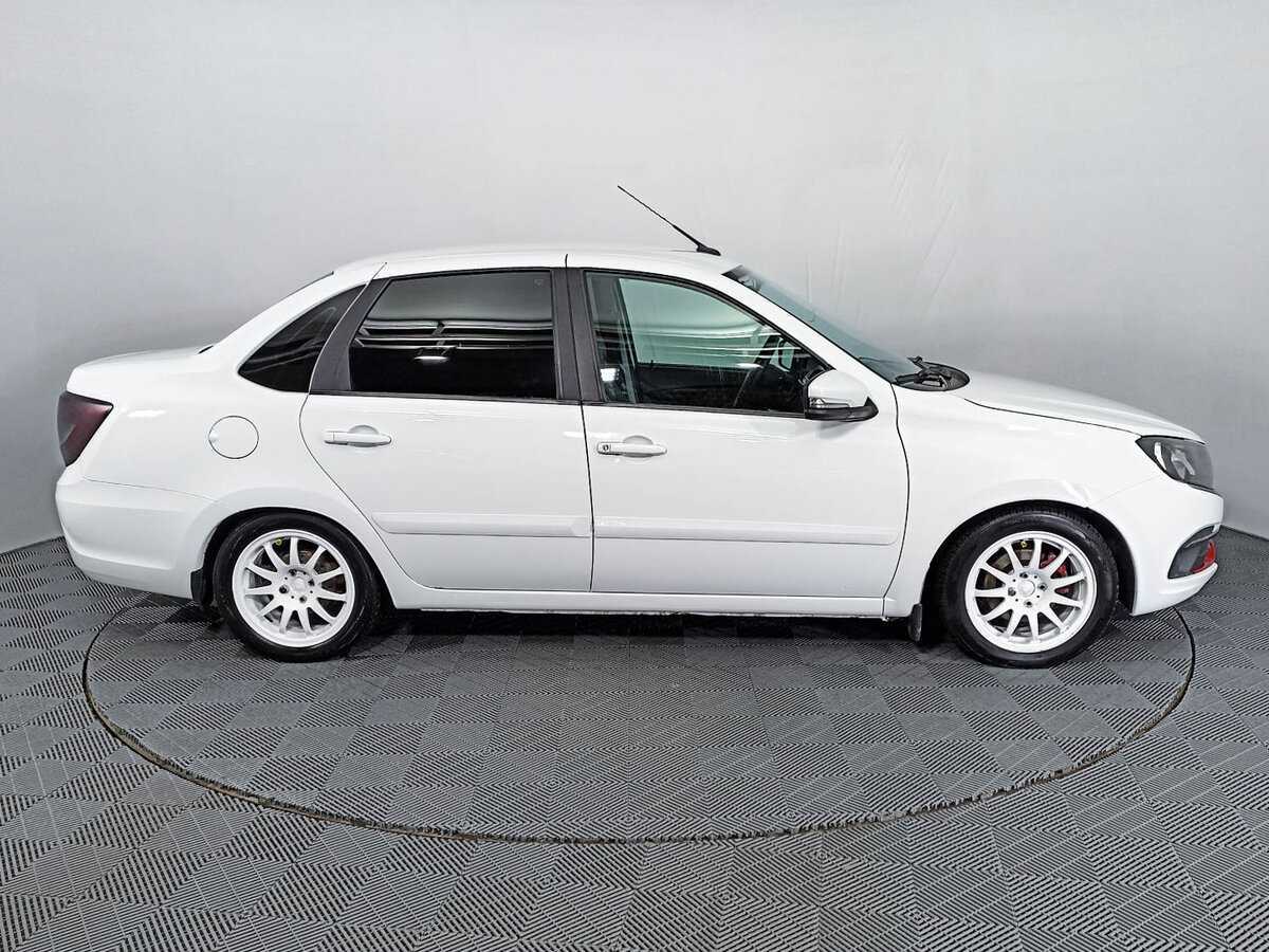 Лада (ВАЗ) Гранта б/у, 2020, Механическая. Фото: #3