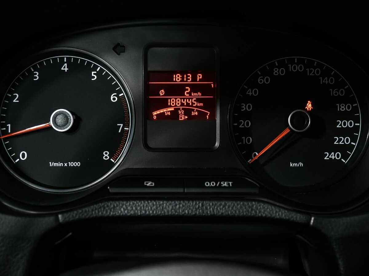 Фольксваген Поло б/у, 2014, Автоматическая. Фото: #9