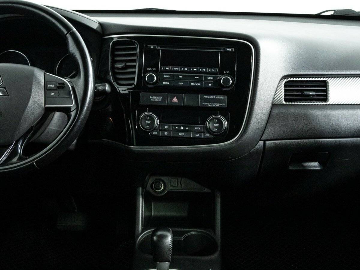 Митсубиши Оутлэндер б/у, 2016, Вариатор. Фото: #13