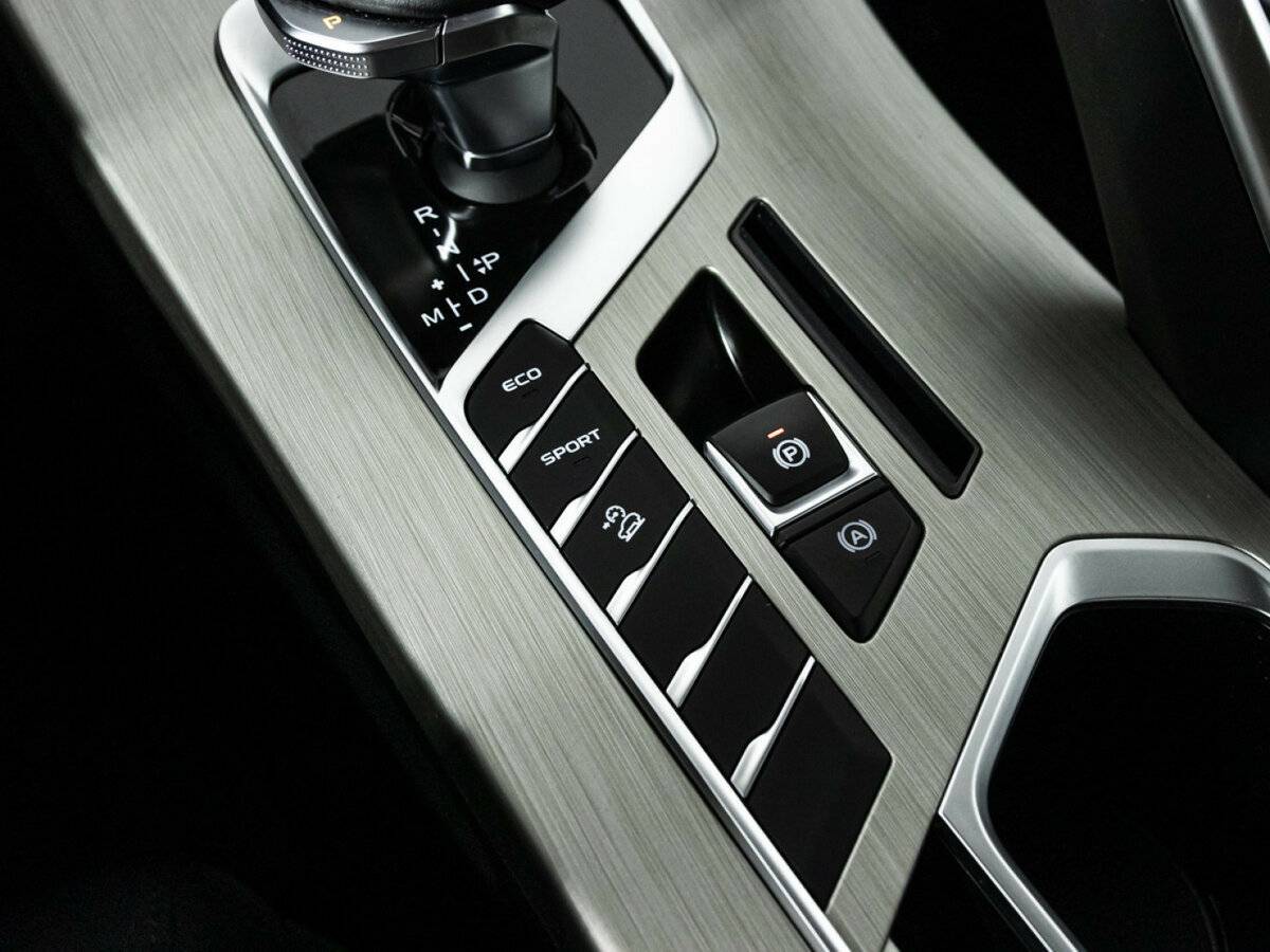 Джили Кулрэй б/у, 2022, Роботизированная. Фото: #16