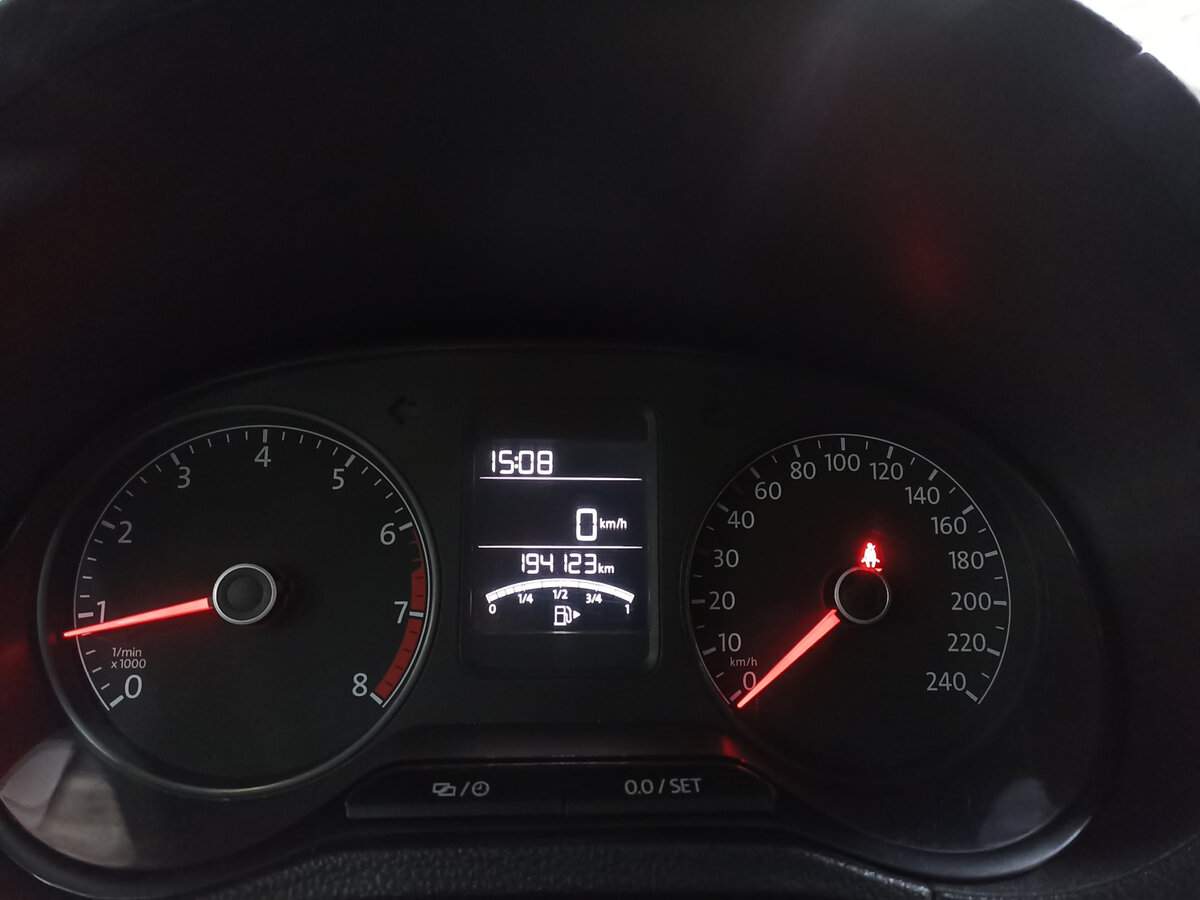 Фольксваген Поло б/у, 2016, Механическая. Фото: #12