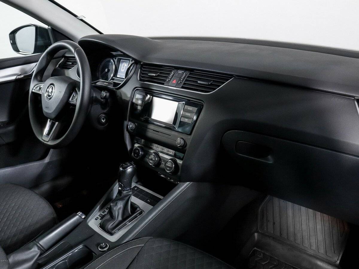 Шкода Октавия б/у, 2016, Роботизированная. Фото: #4