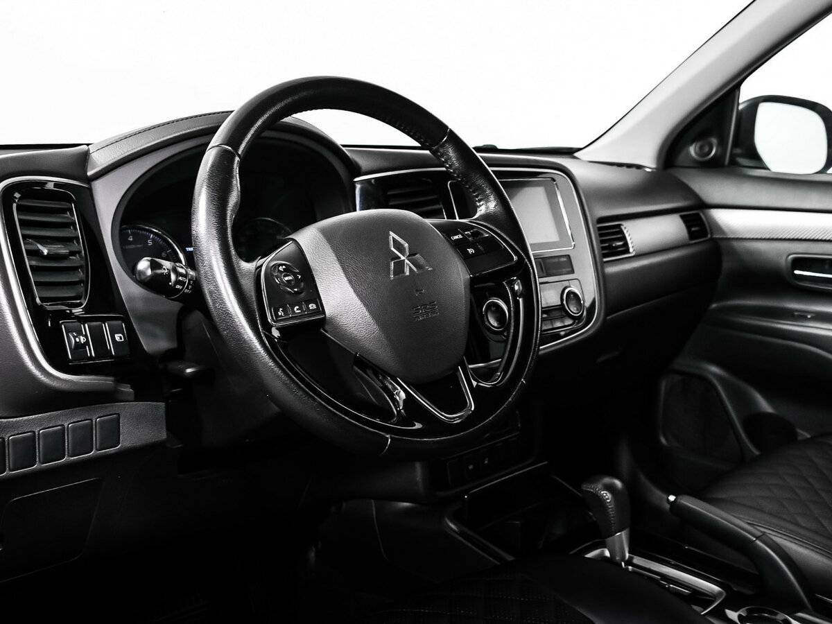 Митсубиши Оутлэндер б/у, 2018, Вариатор. Фото: #11