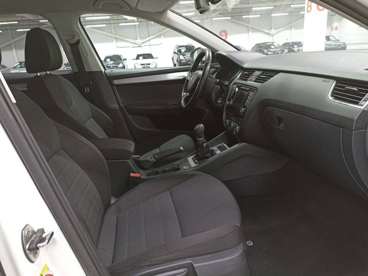 Шкода Октавия б/у, 2013, Механическая. Фото: #10