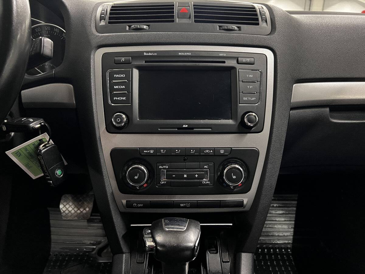 Шкода Октавия б/у, 2012, Автоматическая. Фото: #13