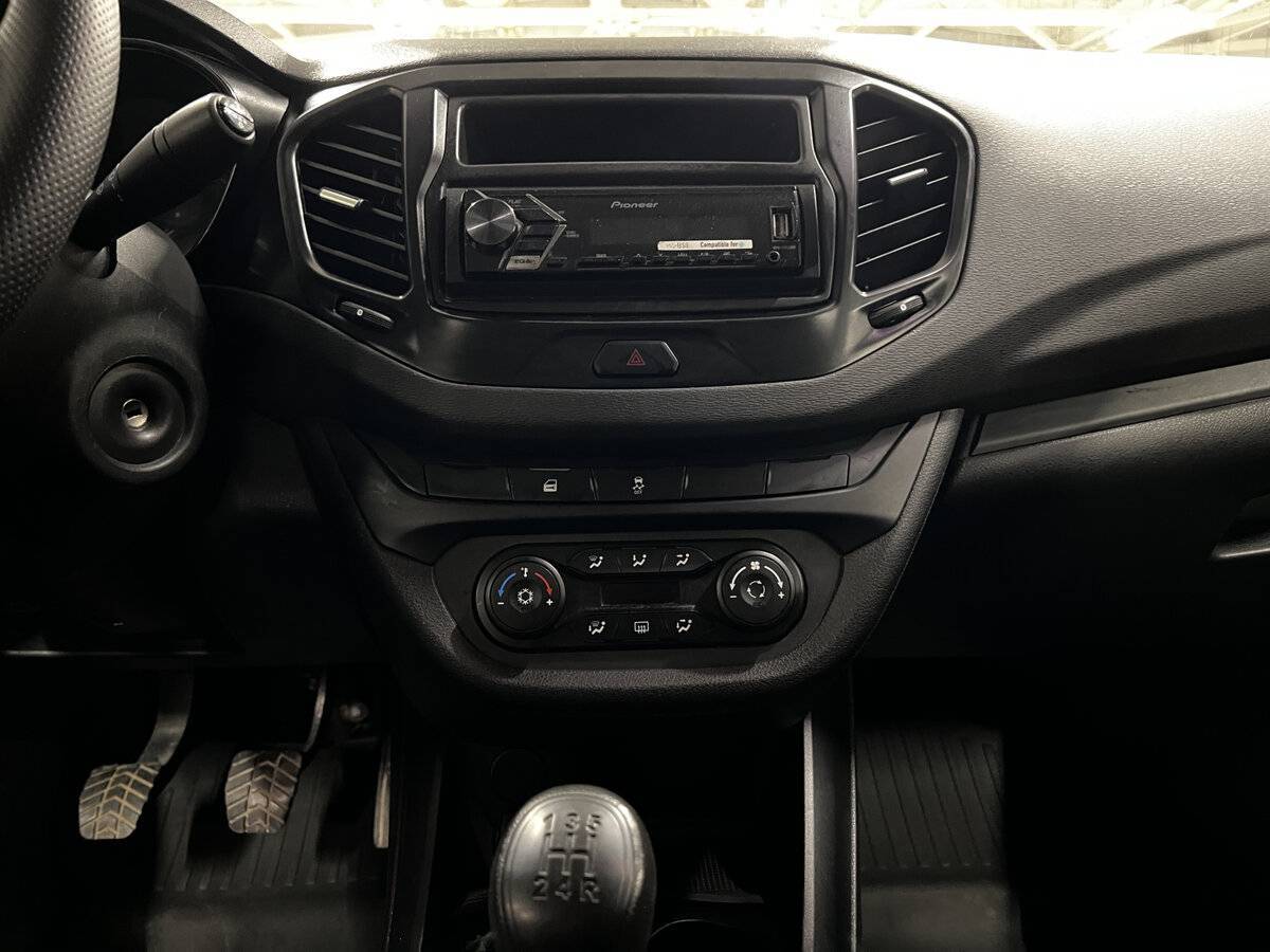 Лада (ВАЗ) Веста б/у, 2018, Механическая. Фото: #14