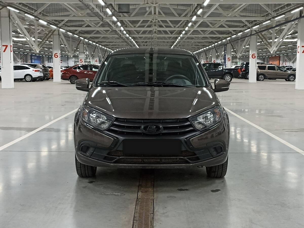 Лада (ВАЗ) Гранта б/у, 2022, Механическая. Фото: #1