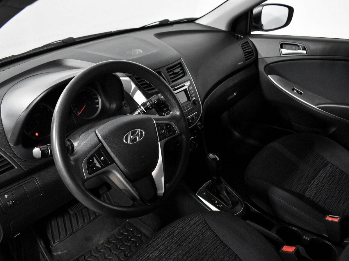 Хендай Солярис б/у, 2015, Автоматическая. Фото: #8