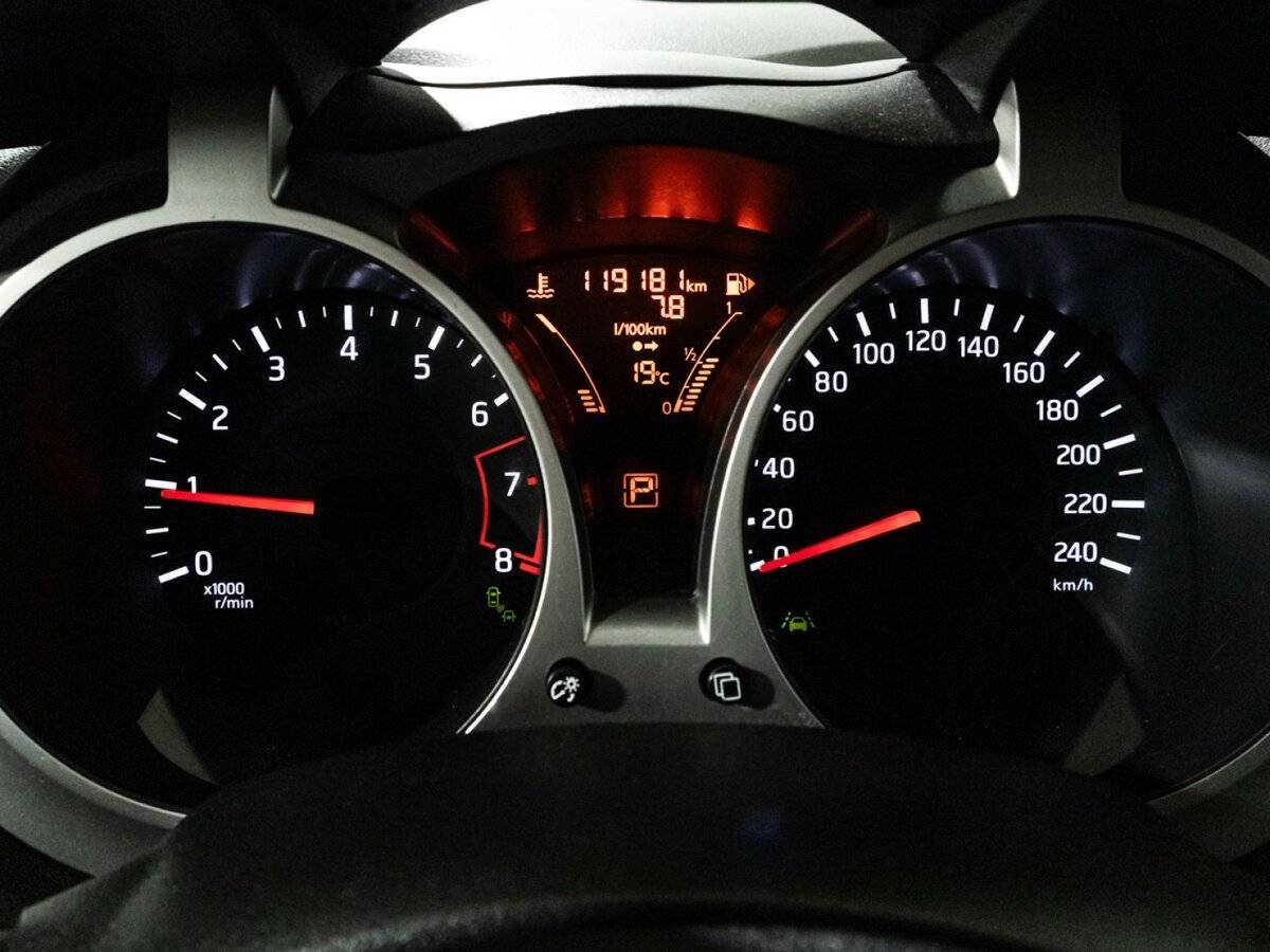 Ниссан Жук б/у, 2017, Вариатор. Фото: #11