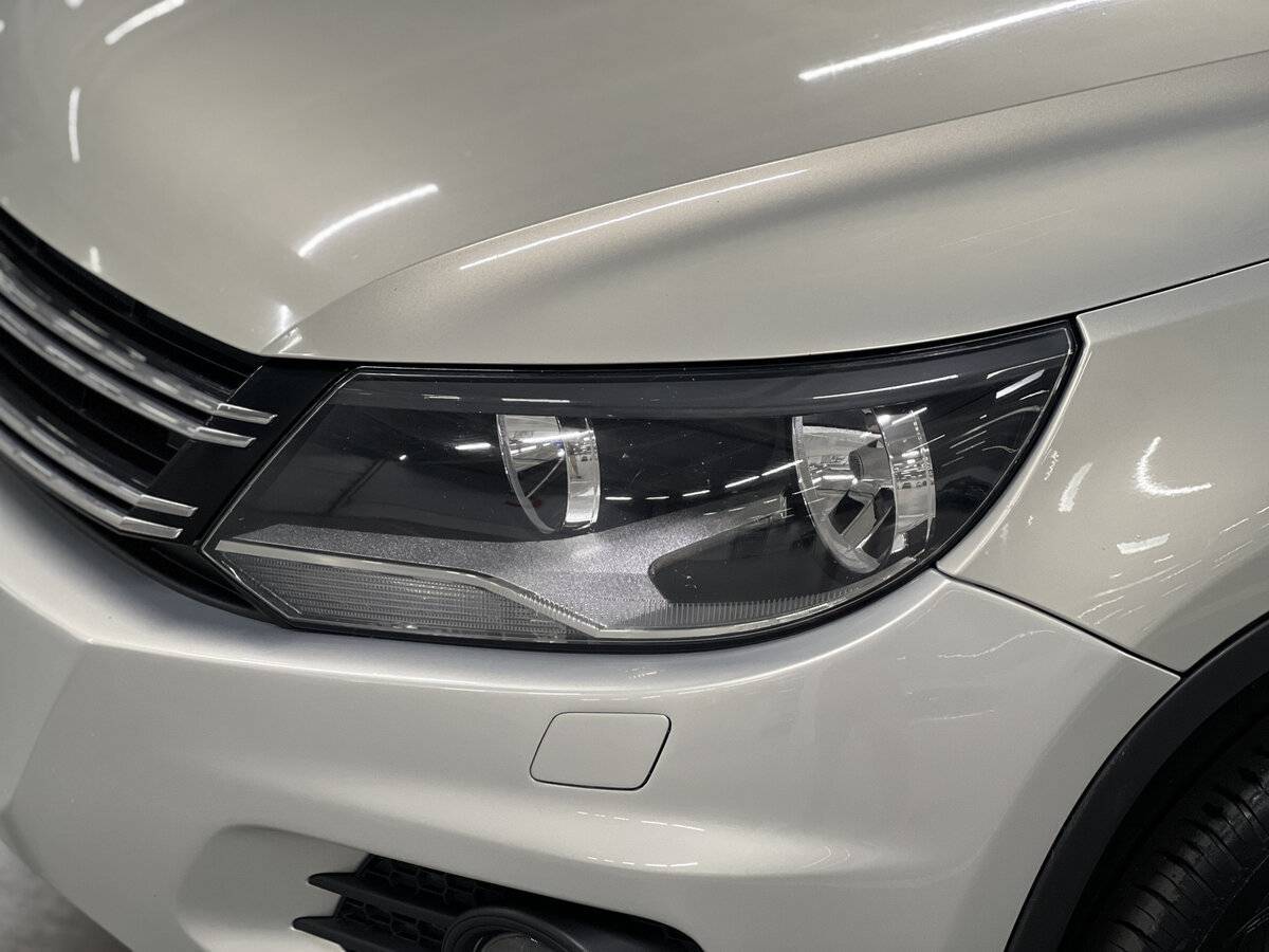 Фольксваген Тигуан б/у, 2012, Автоматическая. Фото: #16