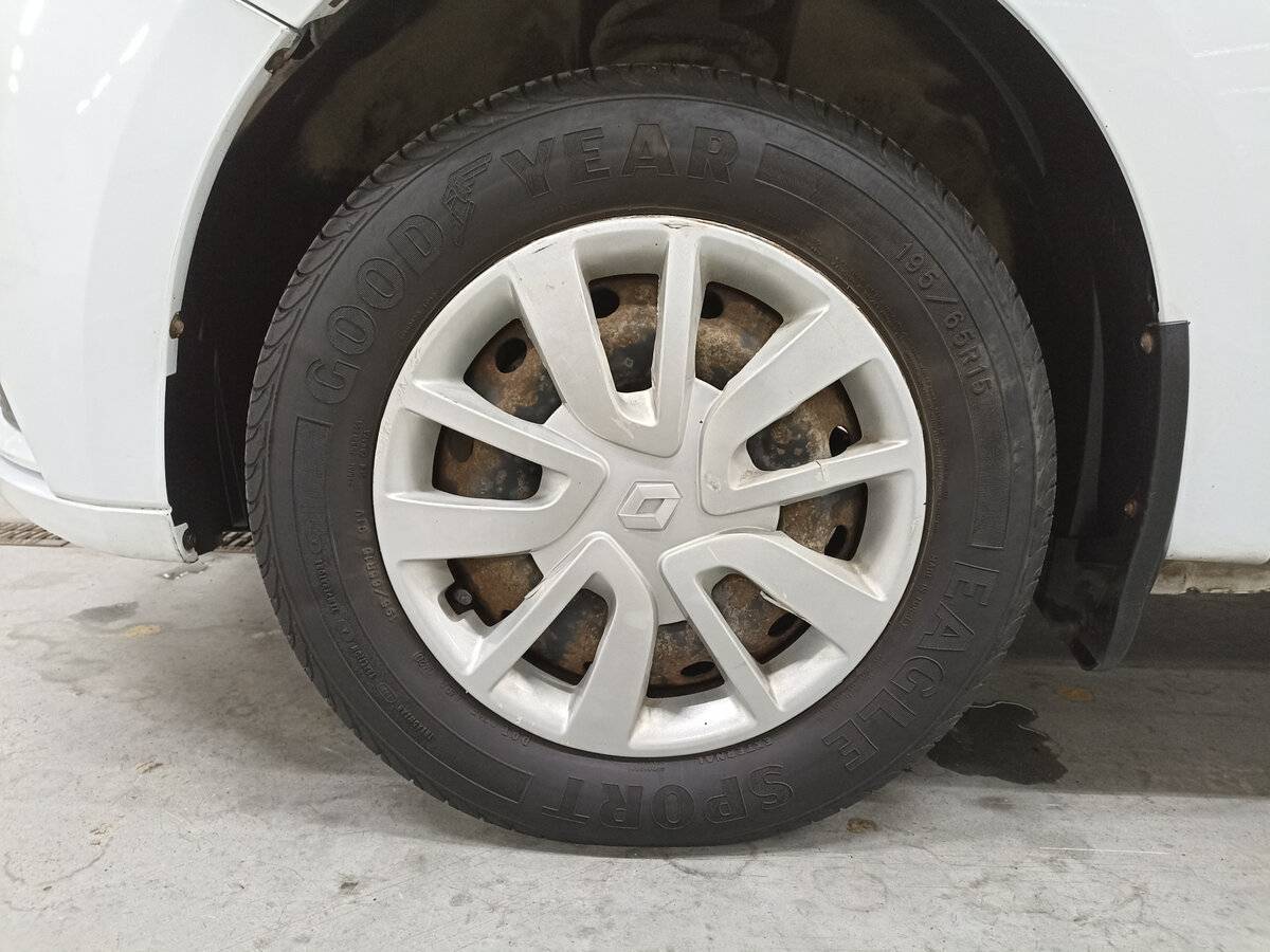 Рено Логан б/у, 2020, Автоматическая. Фото: #17