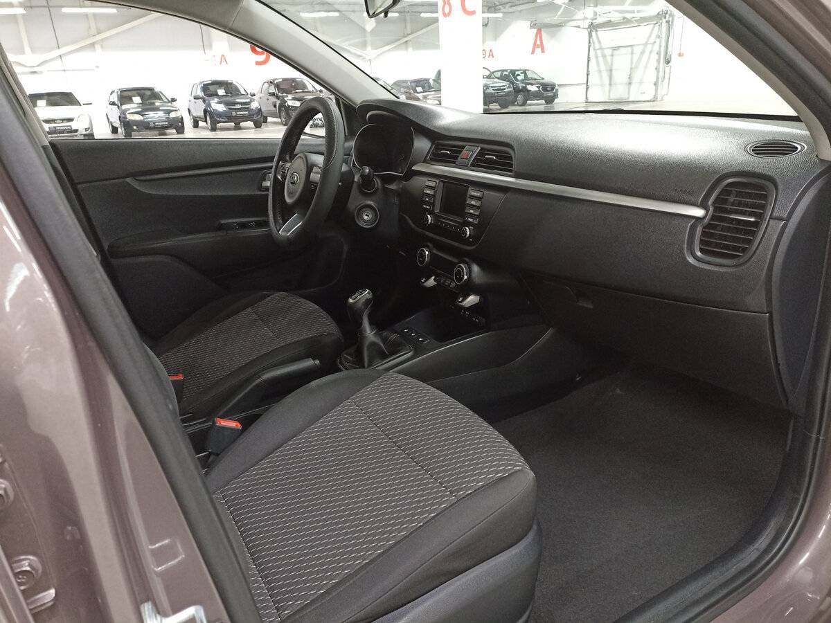 Киа Рио б/у, 2018, Механическая. Фото: #10