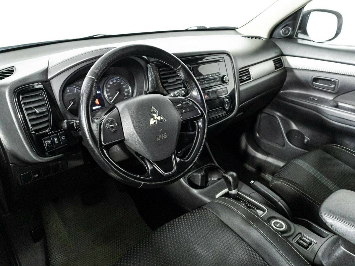 Митсубиши Оутлэндер б/у, 2016, Вариатор. Фото: #10