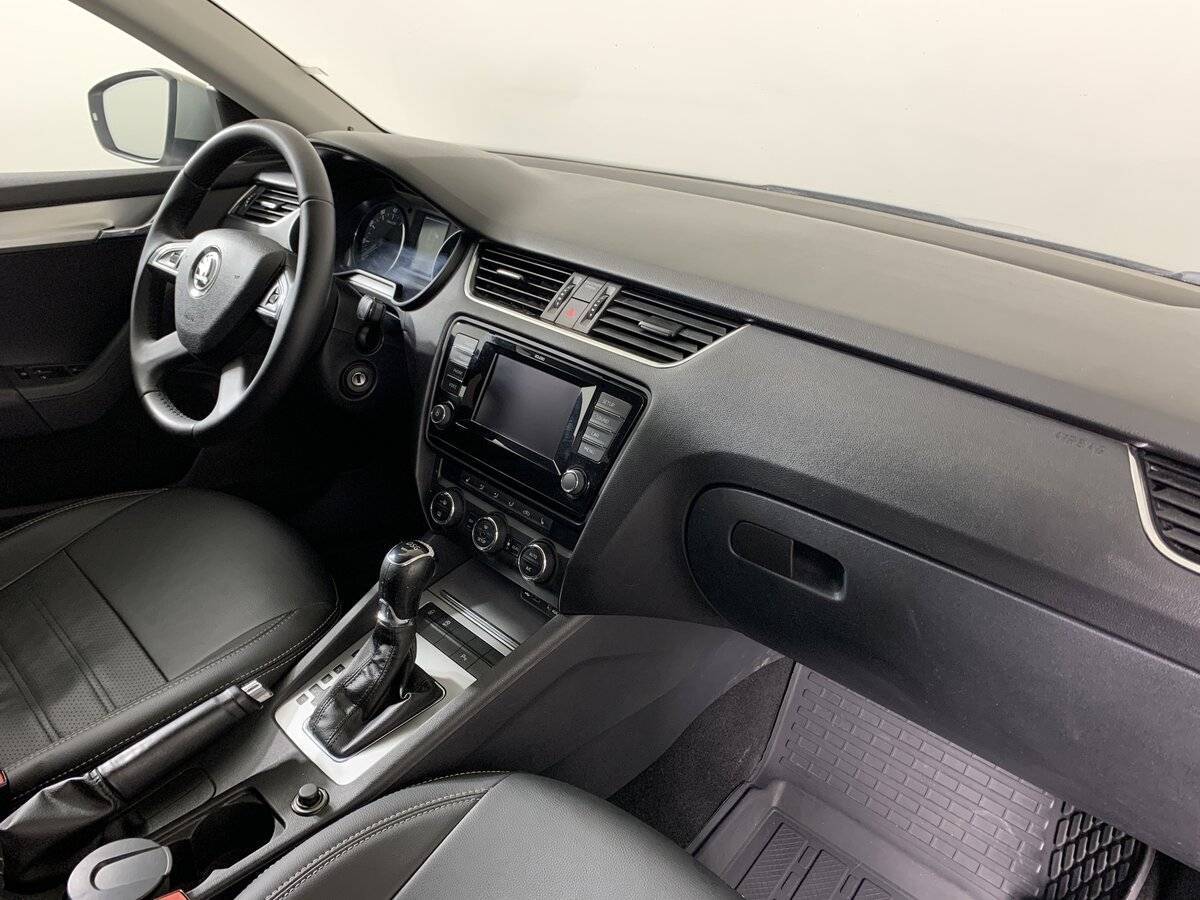 Шкода Октавия б/у, 2013, Роботизированная. Фото: #12