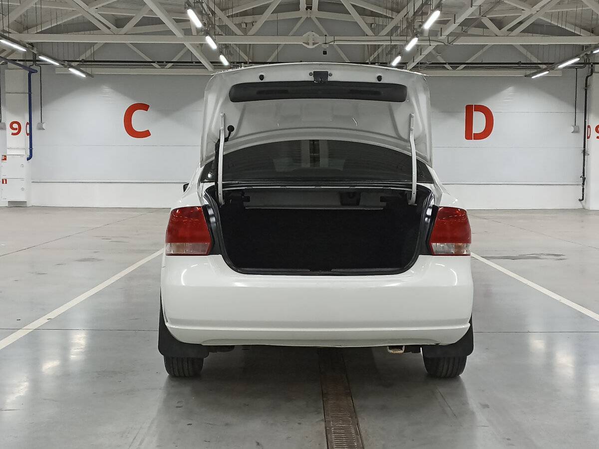 Фольксваген Поло б/у, 2013, Механическая. Фото: #9