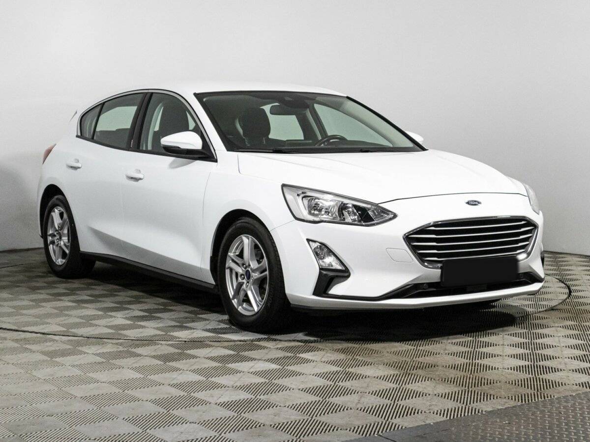 Форд Фокус б/у, 2019, Автоматическая. Фото: #2