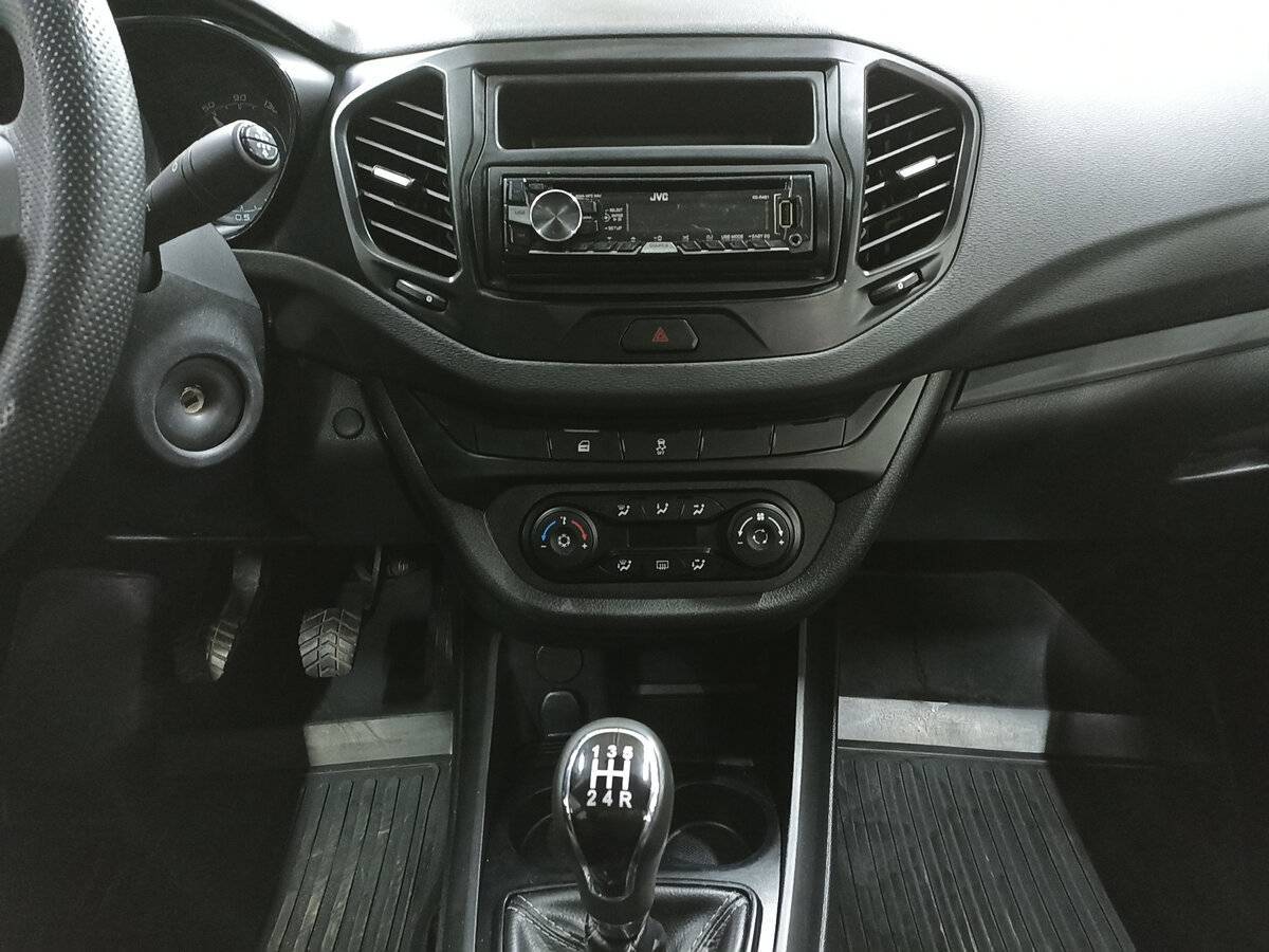 Лада (ВАЗ) Веста б/у, 2016, Механическая. Фото: #14