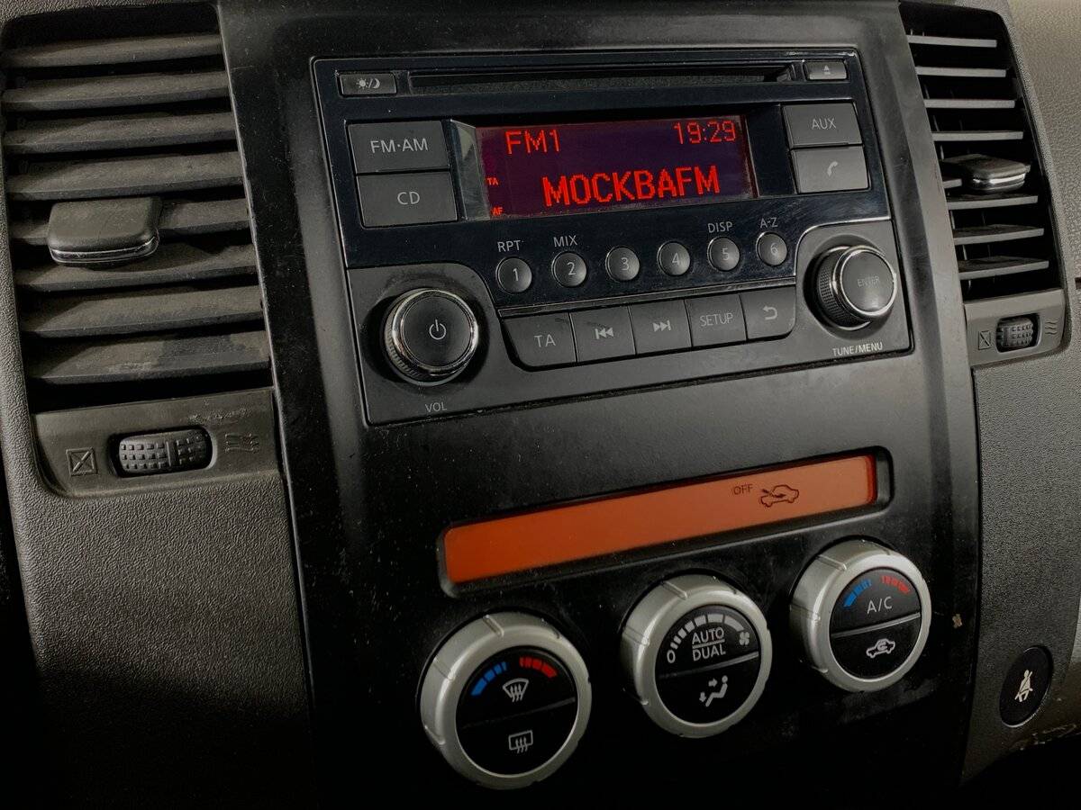 Ниссан Патфайндер б/у, 2013, Автоматическая. Фото: #14