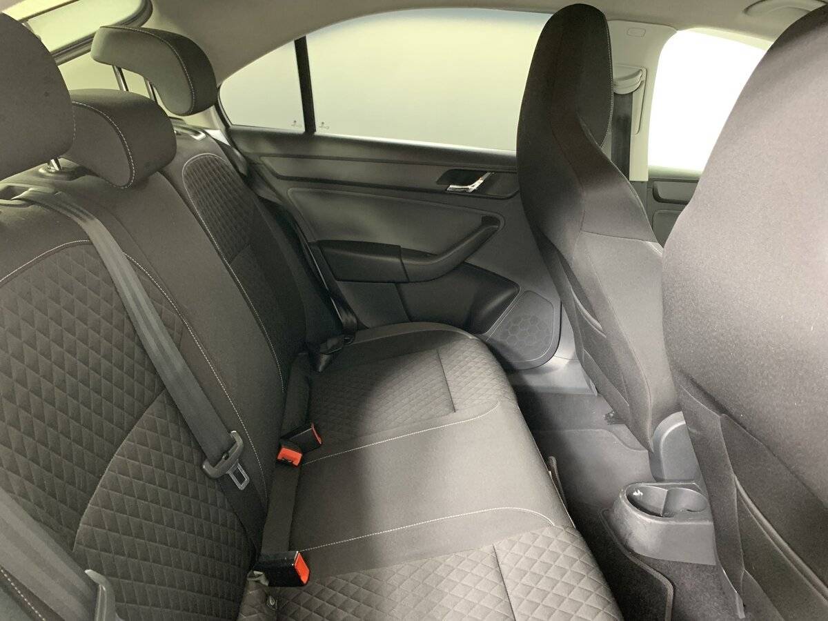 Шкода Рапид б/у, 2016, Роботизированная. Фото: #16