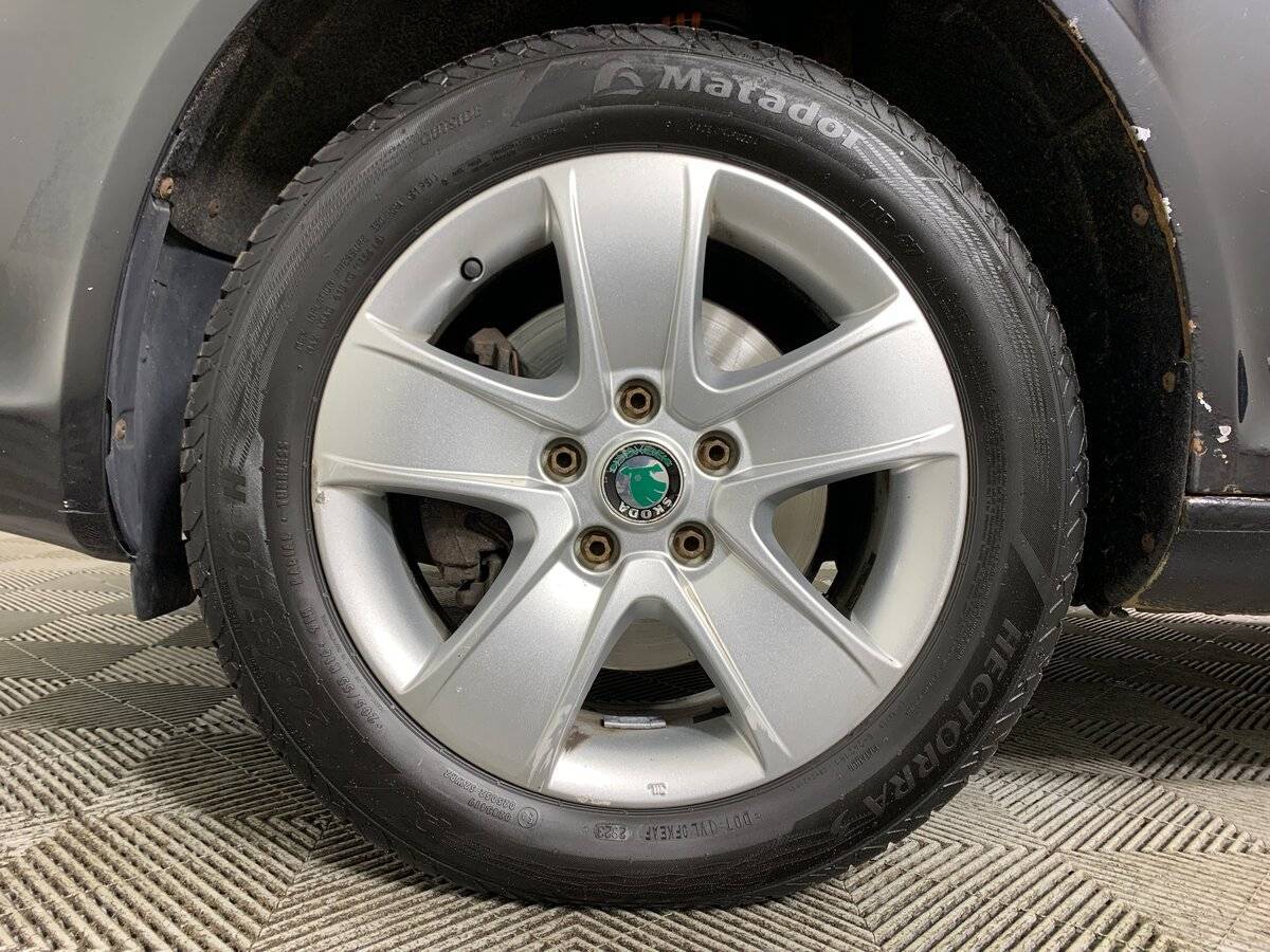 Шкода Октавия б/у, 2012, Автоматическая. Фото: #9