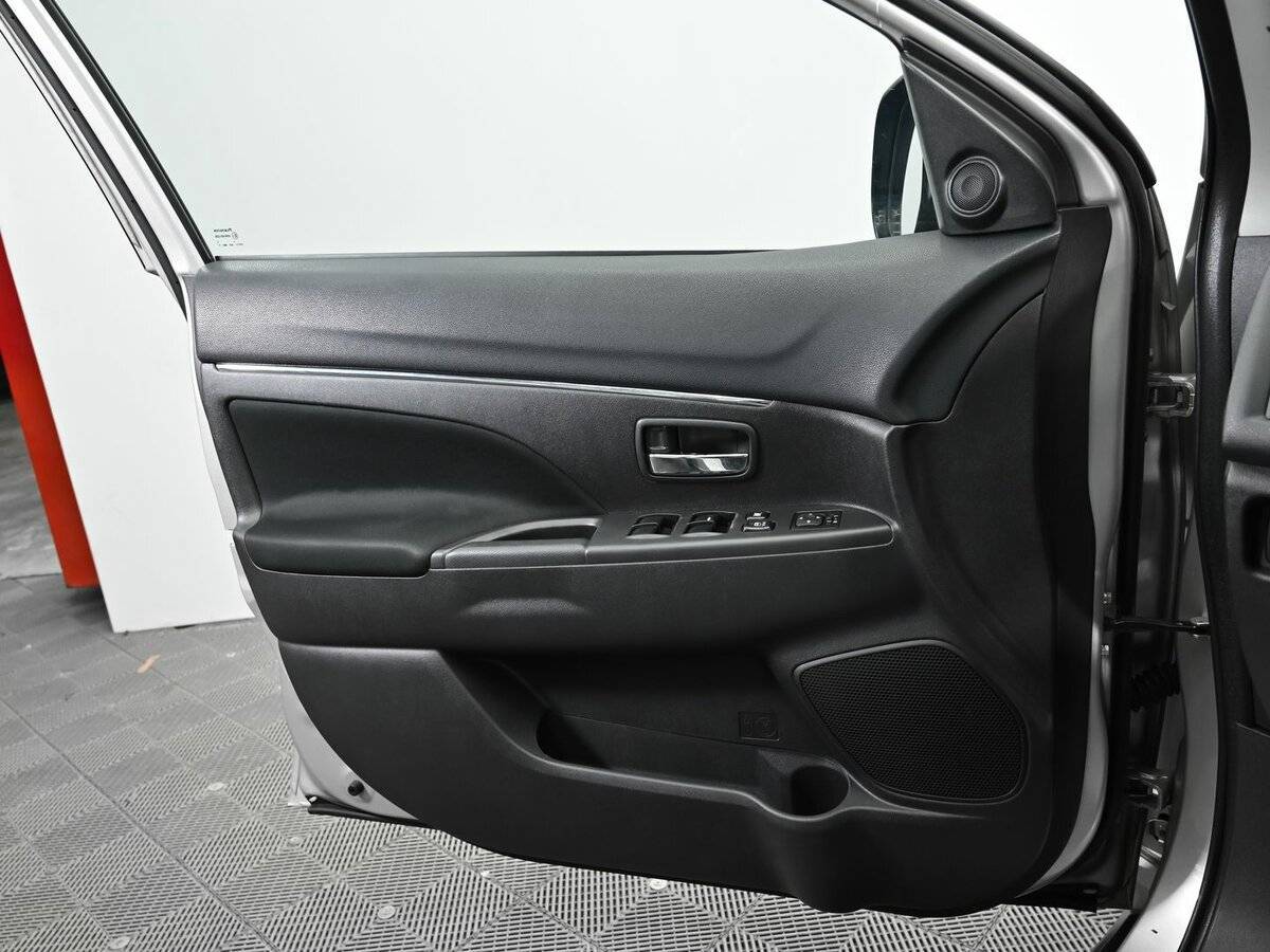 Митсубиши АС-Икс б/у, 2013, Вариатор. Фото: #6