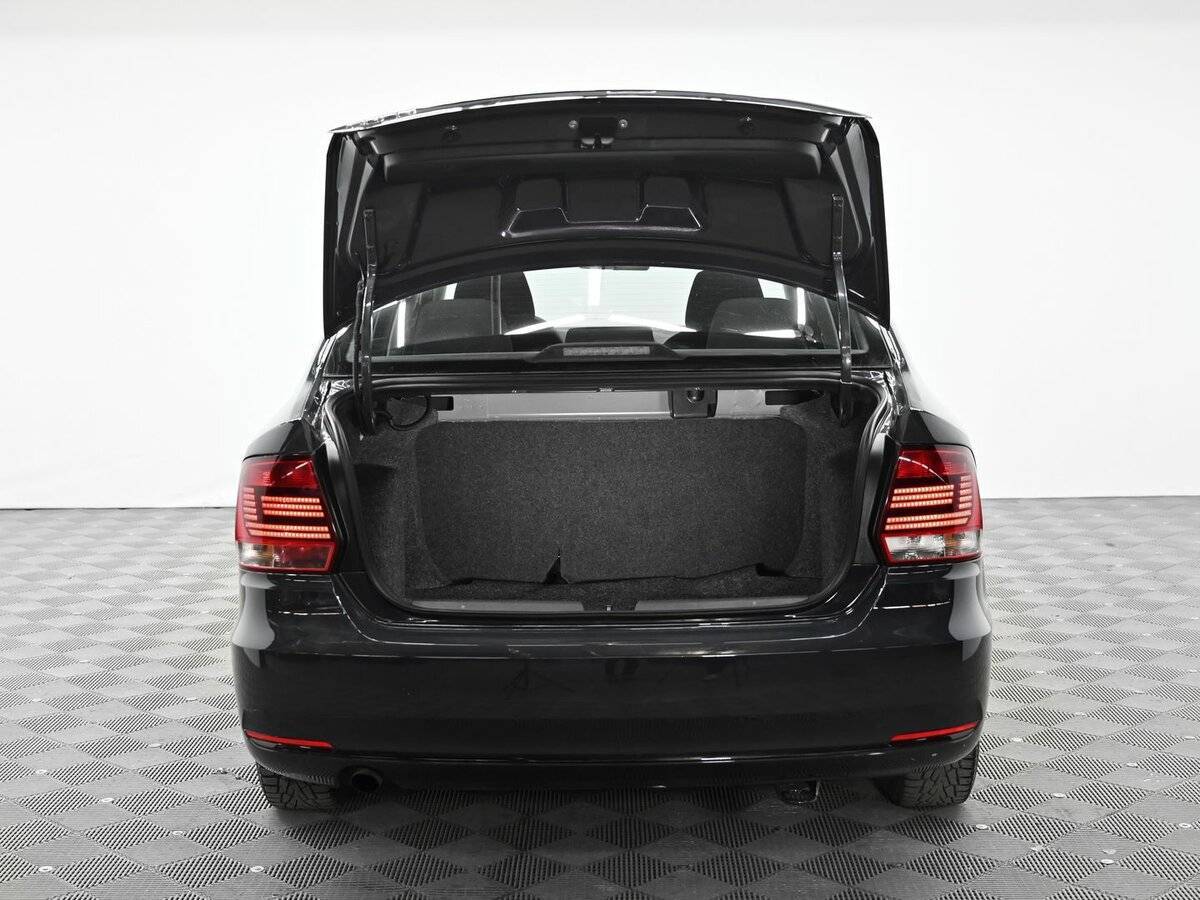 Фольксваген Поло б/у, 2017, Автоматическая. Фото: #4