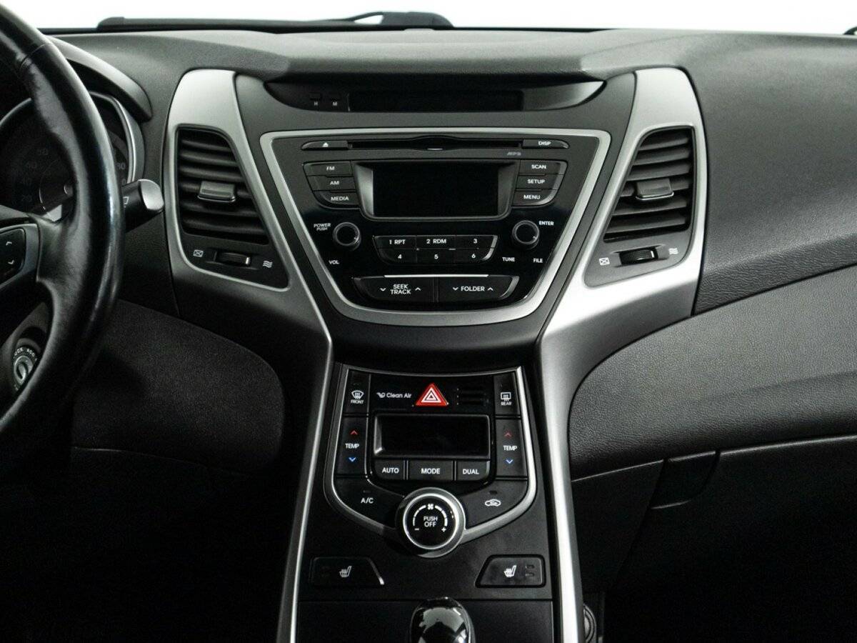 Хендай Елантра б/у, 2015, Автоматическая. Фото: #13