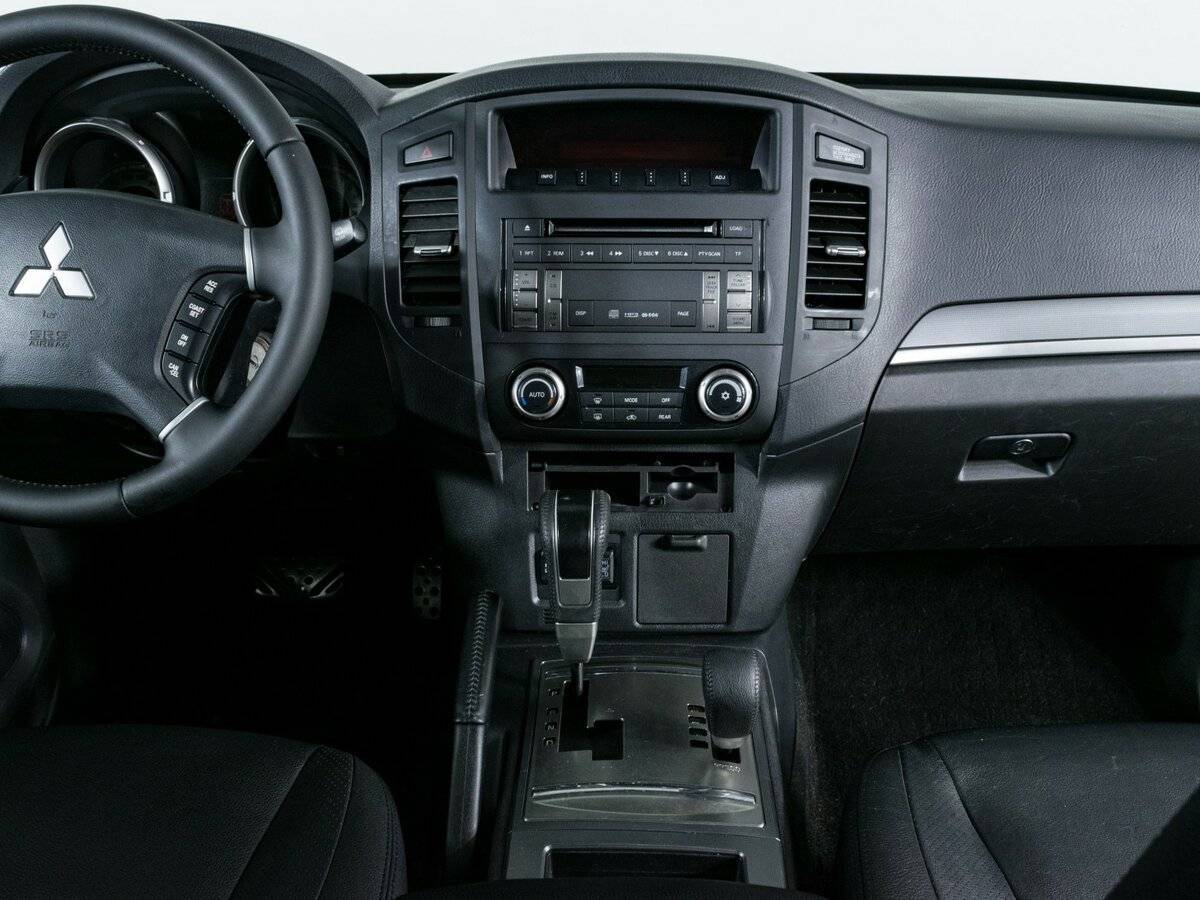 Митсубиши Паджеро б/у, 2013, Автоматическая. Фото: #10