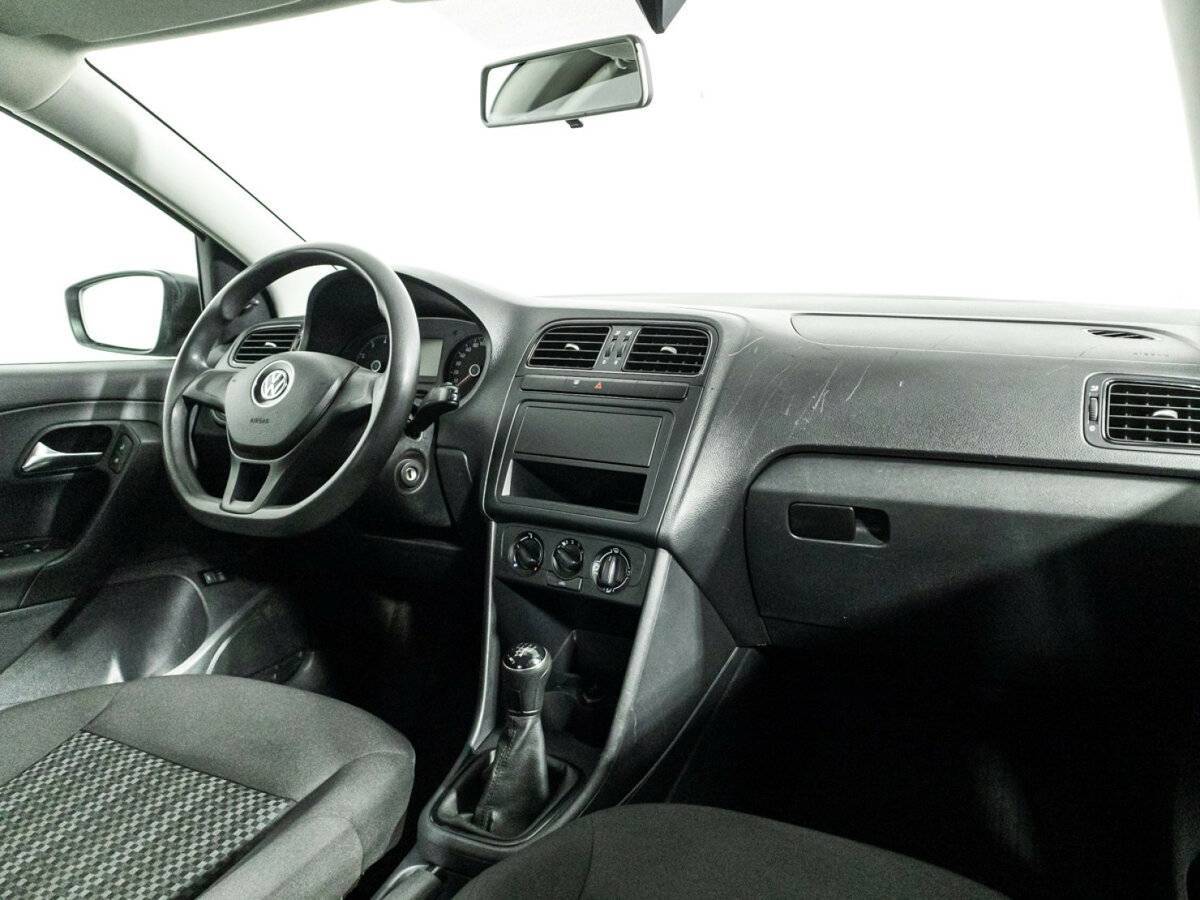 Фольксваген Поло б/у, 2016, Механическая. Фото: #8