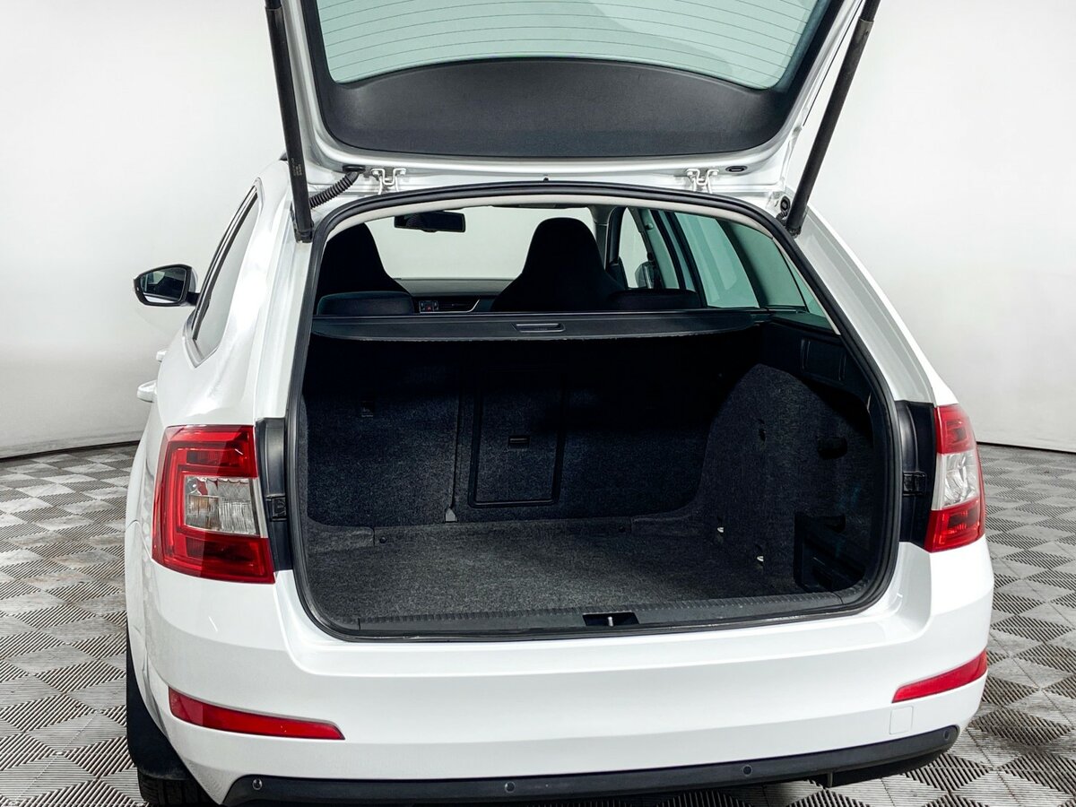 Шкода Октавия б/у, 2015, Роботизированная. Фото: #6