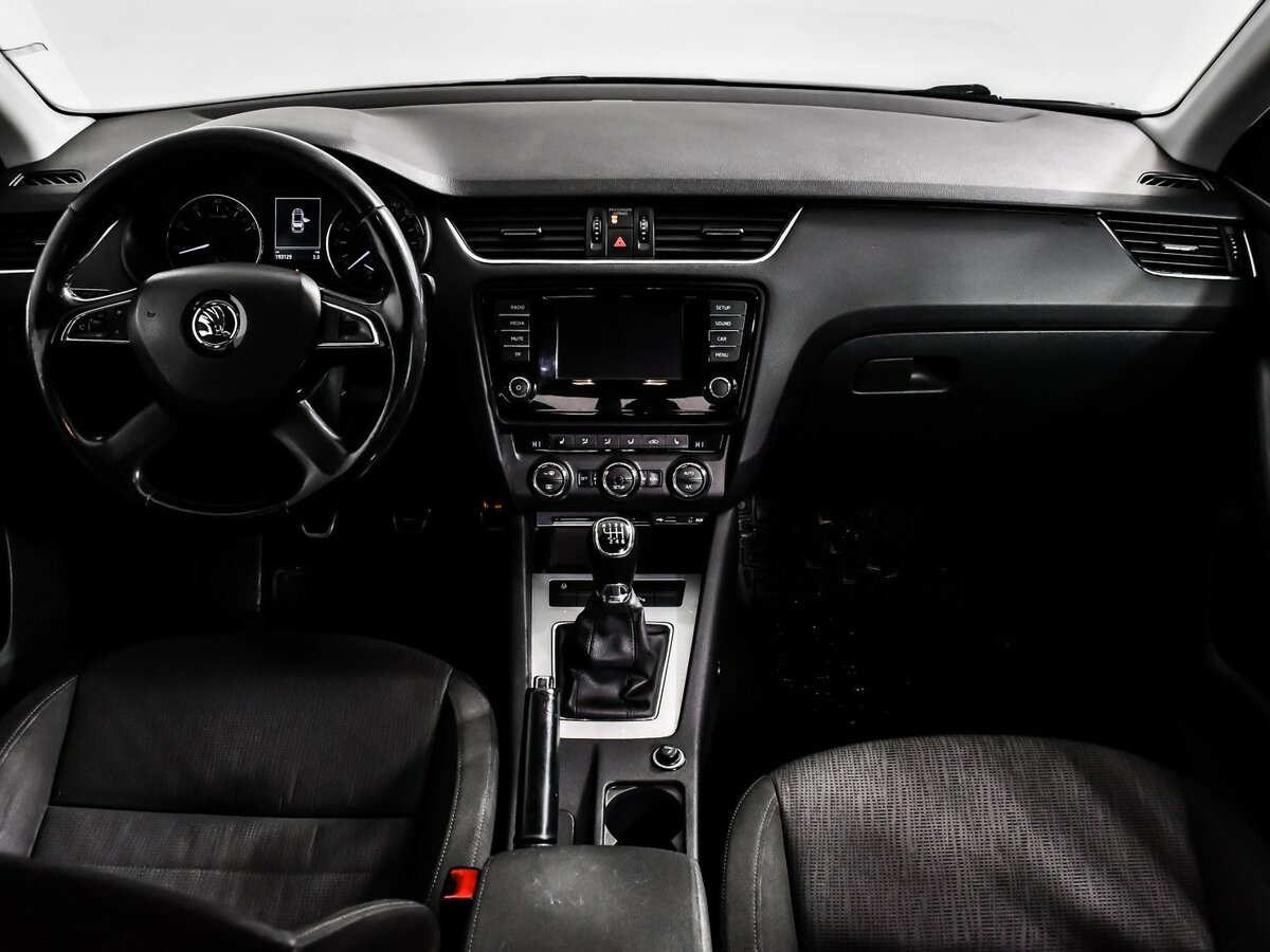 Шкода Октавия б/у, 2014, Механическая. Фото: #12