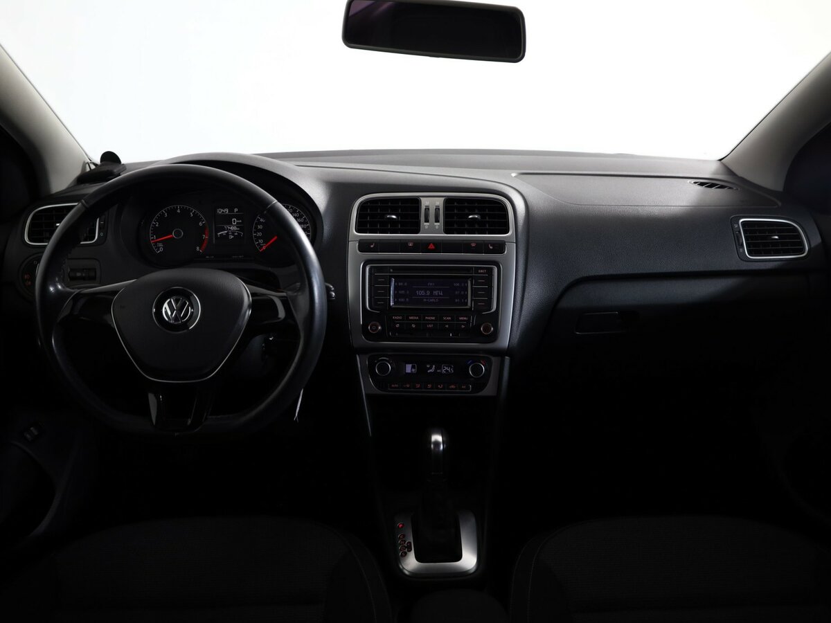 Фольксваген Поло б/у, 2015, Автоматическая. Фото: #8