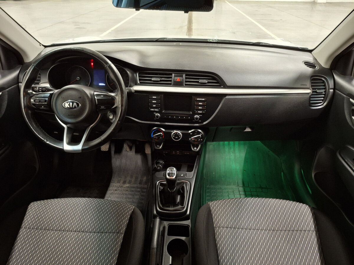 Киа Рио б/у, 2017, Механическая. Фото: #13