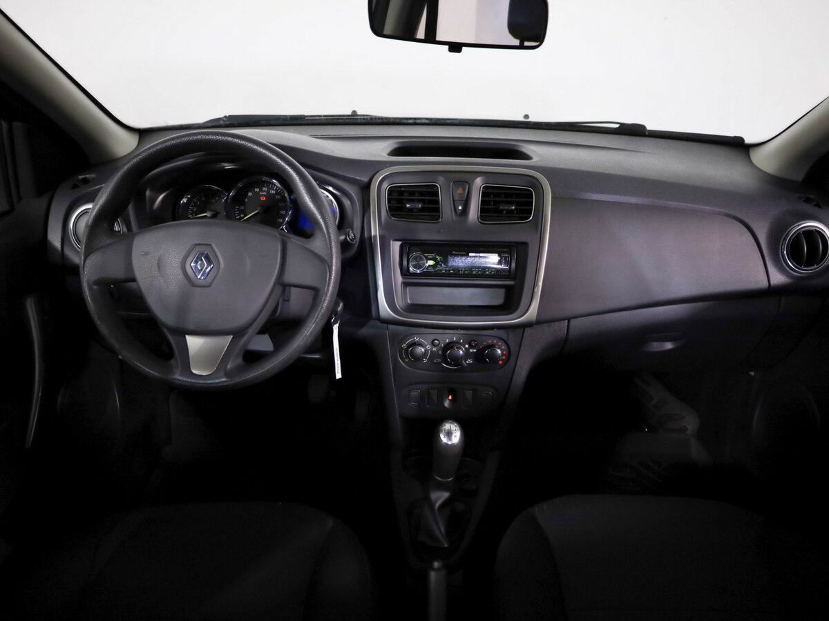 Рено Логан б/у, 2015, Механическая. Фото: #8