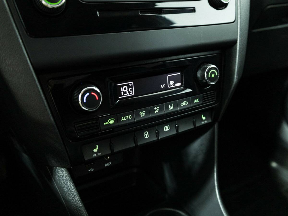 Шкода Рапид б/у, 2016, Роботизированная. Фото: #14