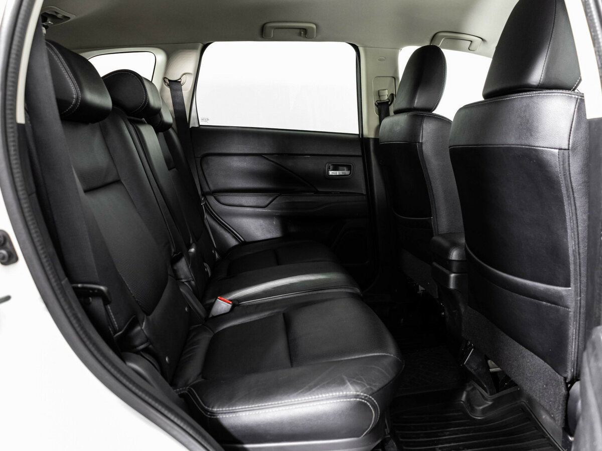 Митсубиши Оутлэндер б/у, 2016, Вариатор. Фото: #15