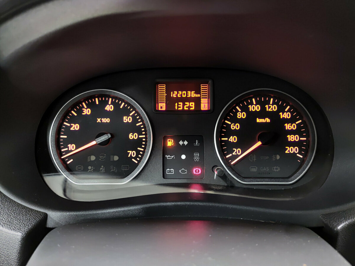 Ниссан Альмера б/у, 2015, Механическая. Фото: #11