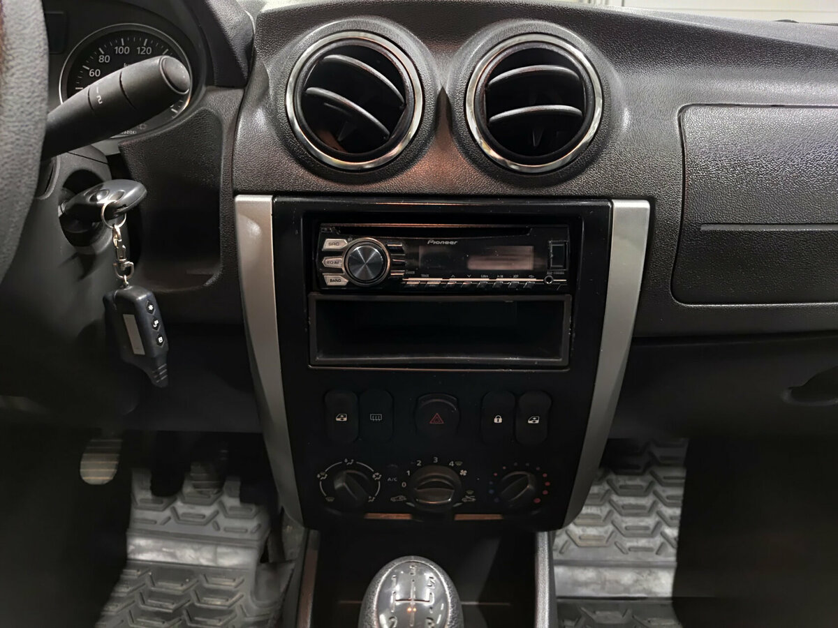 Ниссан Альмера б/у, 2015, Механическая. Фото: #13