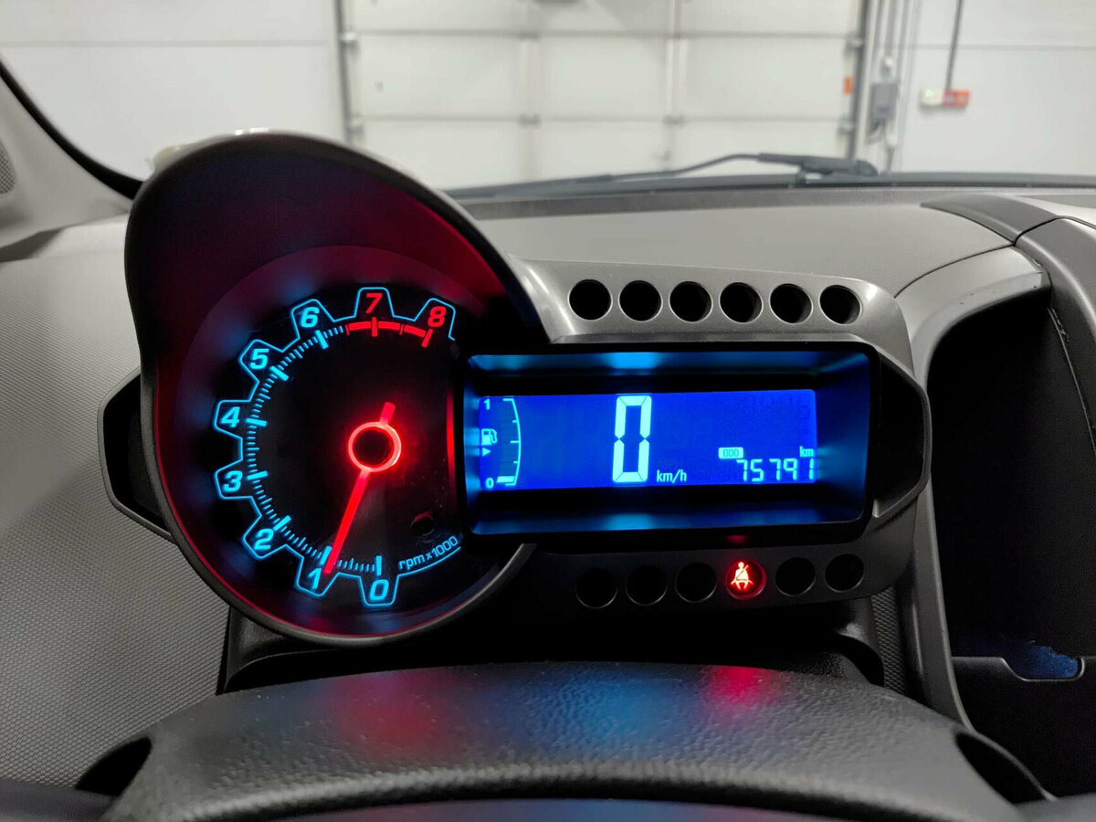 Шевроле Авео б/у, 2012, Механическая. Фото: #12